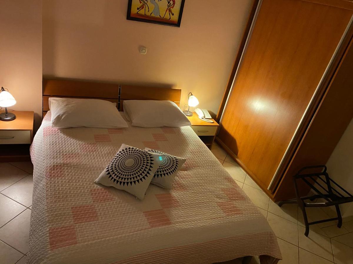 Hotel Aurora Pula Dış mekan fotoğraf