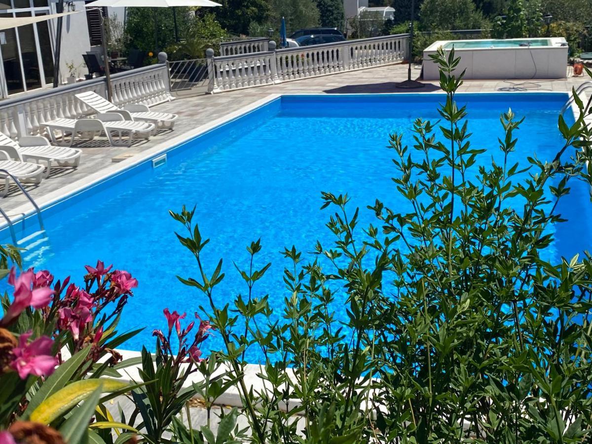 Hotel Aurora Pula Dış mekan fotoğraf