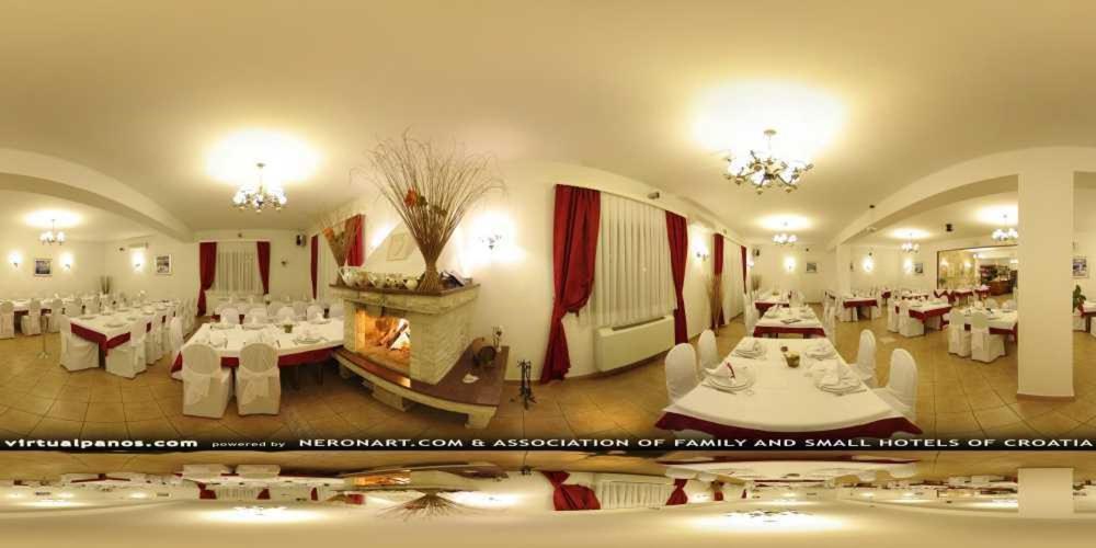 Hotel Aurora Pula Dış mekan fotoğraf