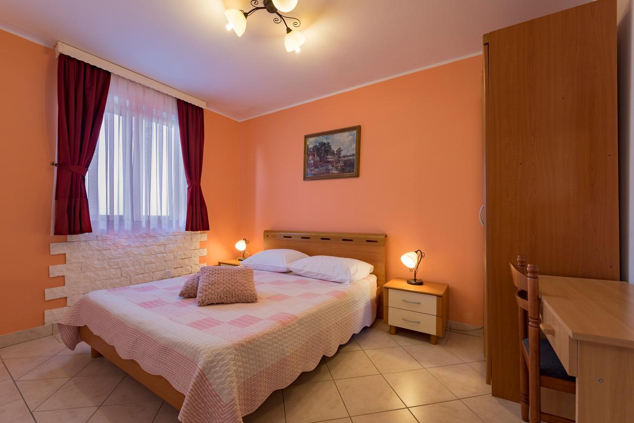 Hotel Aurora Pula Dış mekan fotoğraf