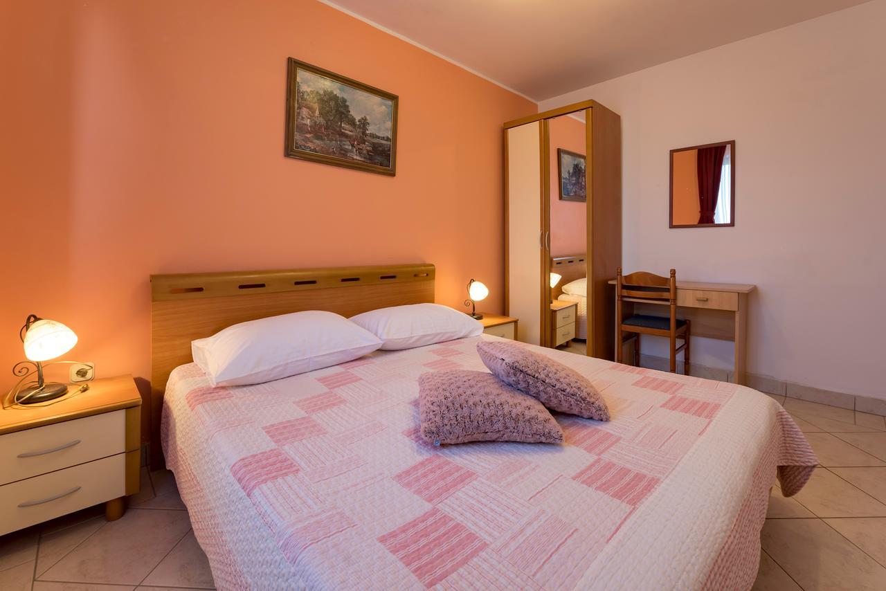 Hotel Aurora Pula Dış mekan fotoğraf