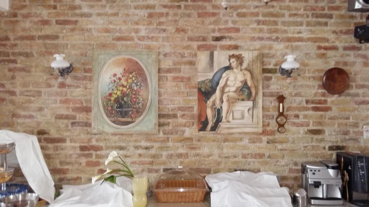 Hotel Aurora Pula Dış mekan fotoğraf